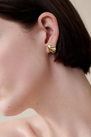 Zoe Earrings in High Polish Gold