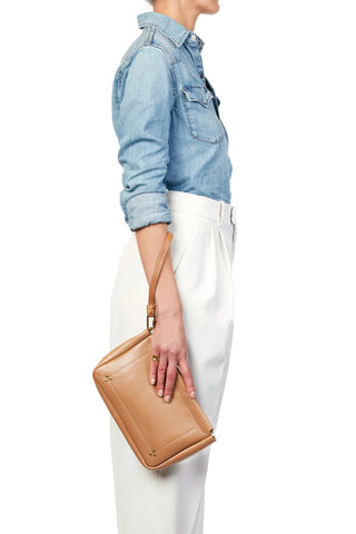 Clap L Wristlet in Nude