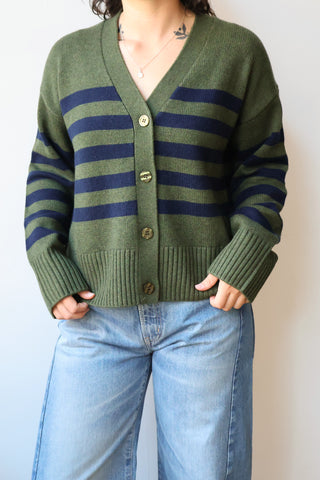 The Raffa Cardigan in Oilve/Navy