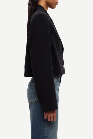 Salaney Blazer in Dark Black