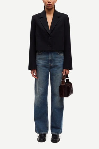 Salaney Blazer in Dark Black