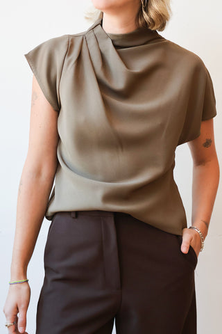 Davina Top in Truffle