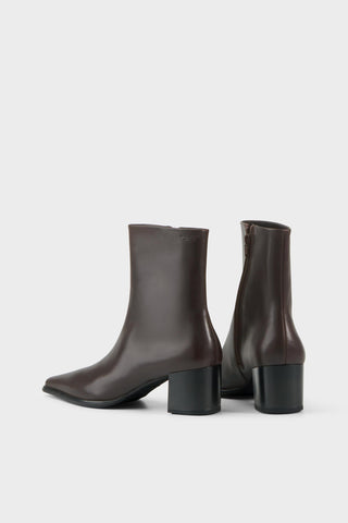 Giselle Boot in Chocolate