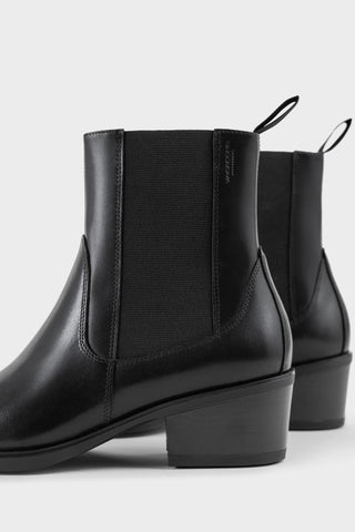 Kelsey Boots in Black