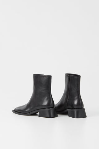Blanca Boots in Black