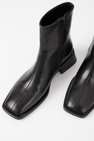 Blanca Boots in Black