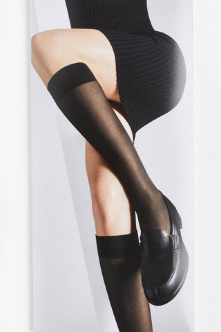 Satin Touch 20 Knee High in Black
