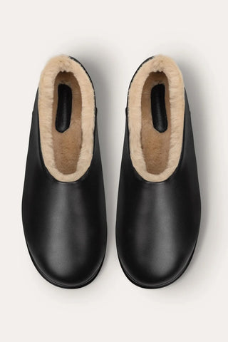 Slipper Shoe With Shearling in Black
