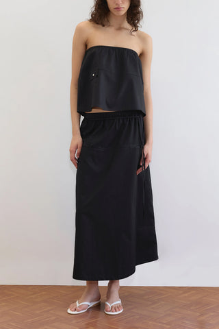 Loop Pocket Skirt in Black