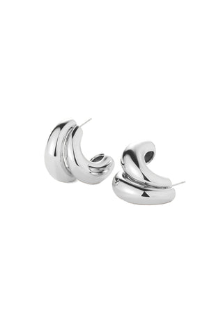 Jenny Bird Orla Earrings in Sterling Silver-dipped brass, featuring a modern triple-strand sculptural hoop design. these lightweight, high-polish silver earrings add a bold yet sophisticated finish to any professional or evening outfit.