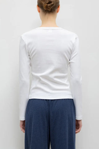 Nando Slim Long Sleeve V Neck in White