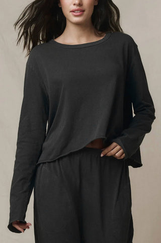 Long Sleeve Crop Tee in Washed Black