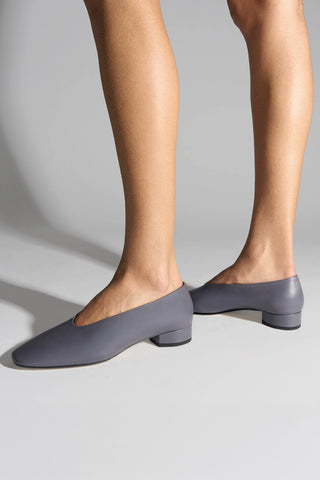 Delia Low-Heeled Ballet Pumps in Dusty Purple