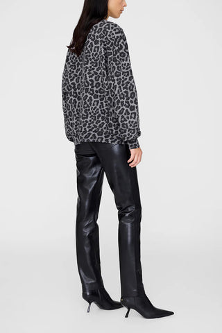 Miles Sweatshirt in Grey Leopard