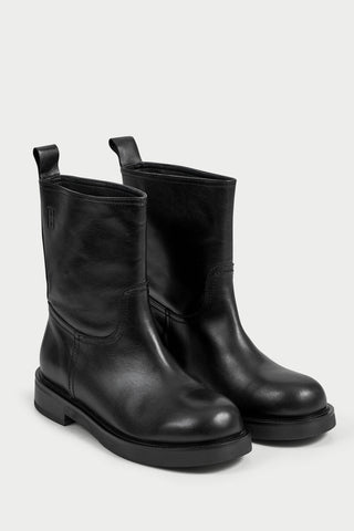 Evelyn Leather Boots in Black