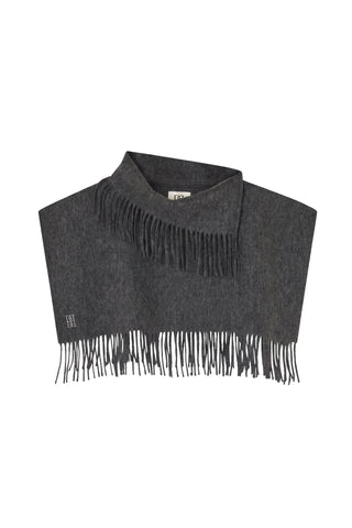 Turtla Wool Fringe Bib in Dark Grey Melange