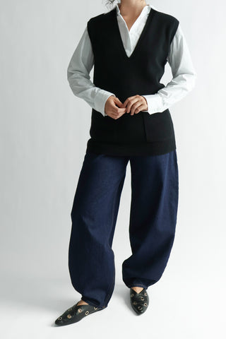 Aiyu Vest in Black
