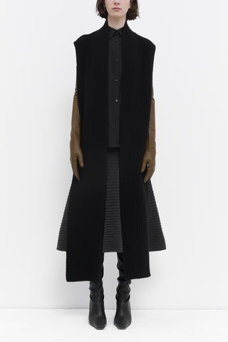 Kadija Scarf in Black