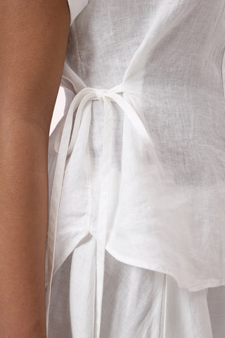 Waisted Shirt in White