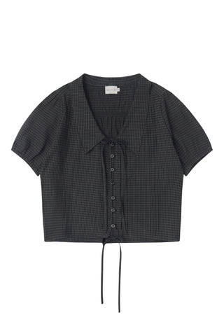 Fine Collar Top in Mono Grid