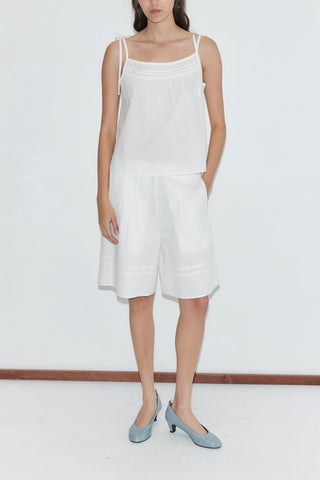 Pintuck Short in White