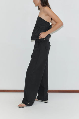 Snap Tab Pant in Black