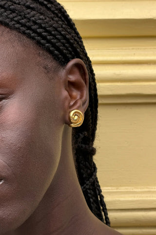 Small Gio Earrings in Gold