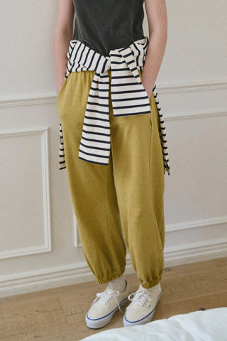 Balloon Pants in Ochre