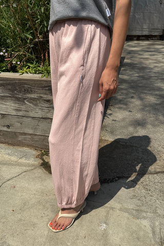 Balloon Pants in Baby Pink