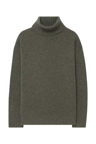 Cashmere Turtleneck in Olive