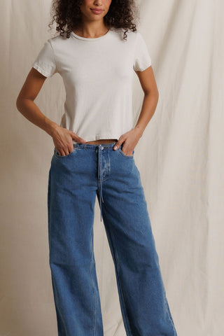 Lisa Slim Crew in Whitecap Grey