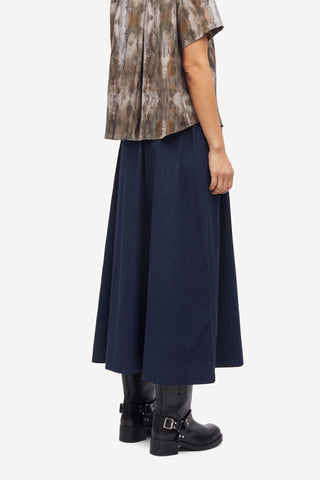 Satina Skirt in Salute