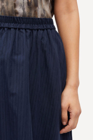 Satina Skirt in Salute