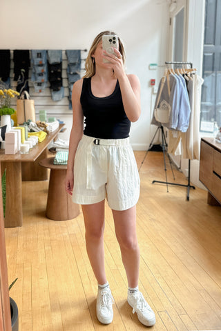 Anisley Shorts in Cream