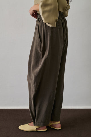 Vernon Pant in Taupe