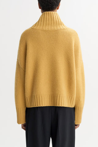 Girlfriend Turtleneck in Light Honey