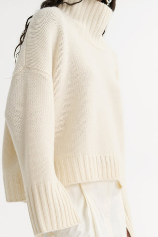 Girlfriend Turtleneck in Feather White