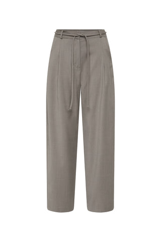 Tailored Barrel pants in Light Taupe