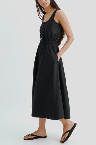 Daphne Sleeveless Dress in Black
