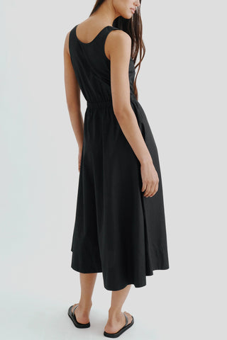 Daphne Sleeveless Dress in Black