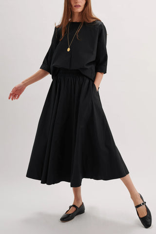 Saria Top in Black