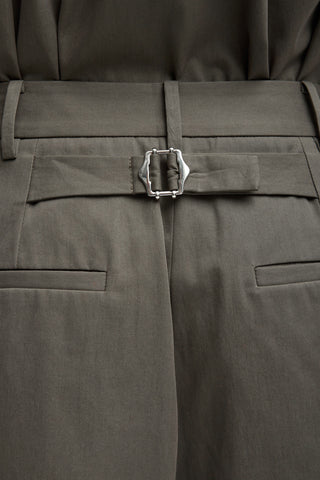 Bio Twill Triple Pleat Cropped Pant in Dark Stone