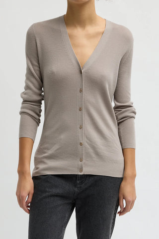 Feather Weight Ribbed Vneck Slim Cardi in Clay