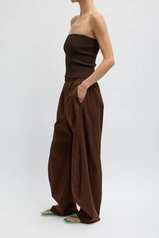 Garment Dyed Silky Cotton Winslow Pant in Brown