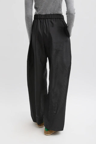 Crispy Nylon Winslow Pant in Black