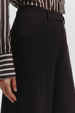 Dees Trouser in Dark Chocolate