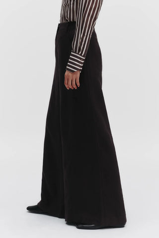 Dees Trouser in Dark Chocolate