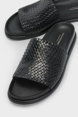 Effie Sandal in Black