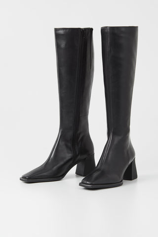 Hedda Tall Boots in Black