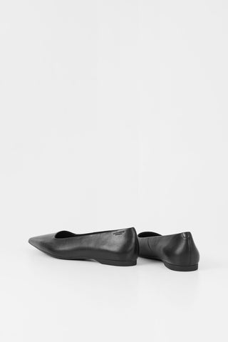 Hermine Ballet Flats in Black